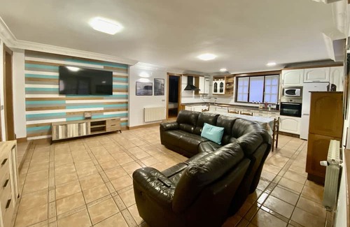 Piedrahita Apartamento | Apartamento de 120m2 en Argoños con Jacuzzi