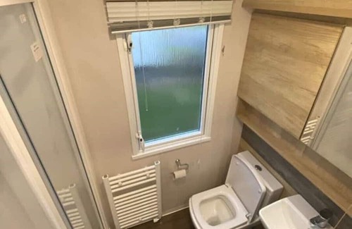 Isle of Grain Casa | Thameside 6 Sleeper