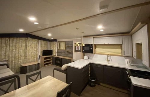 Isle of Grain Casa | Thameside 6 Sleeper
