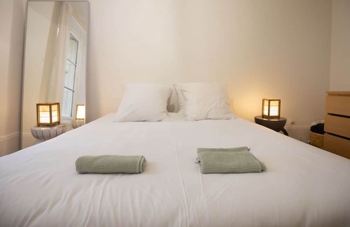 12th Arrondissement Apartamento | Lovely spacious cocoon in Paris