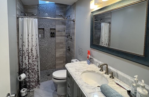 Gotha Casa | Modern, Quaint Home -Orlando-Historic Gotha, FL 15 mins from theme parks! ❤️
