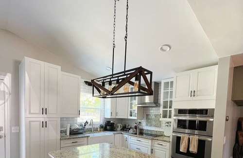 Gotha Casa | Modern, Quaint Home -Orlando-Historic Gotha, FL 15 mins from theme parks! ❤️