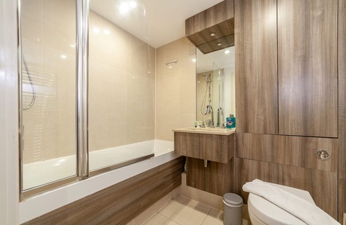 Vauxhall Apartamento | St Georges Terrace
