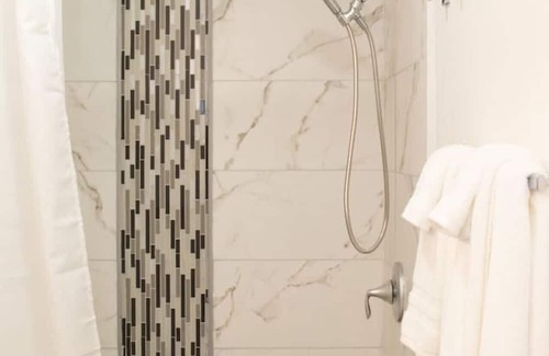 Barker Casa | Stay a While! 1/1 Corner Twnhme!