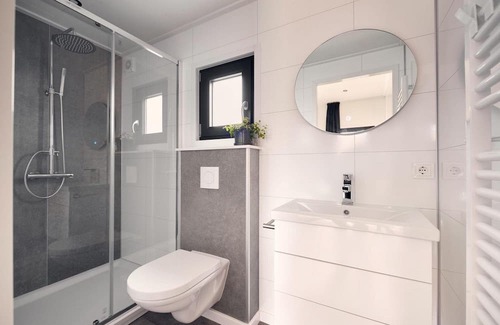 Lattrop Casa | The two-person version of the holiday villa Amalia 2 is equipped with a spacious sauna where you can enjoy some wonderful relaxation.