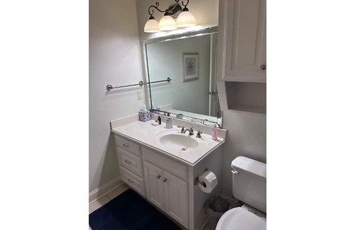 Shreveport Casa | Charming 4/3 in Twelve Oaks