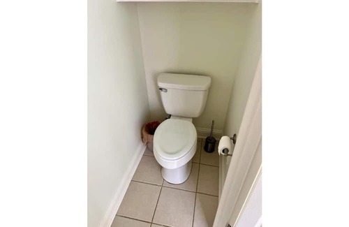 Shreveport Casa | Charming 4/3 in Twelve Oaks