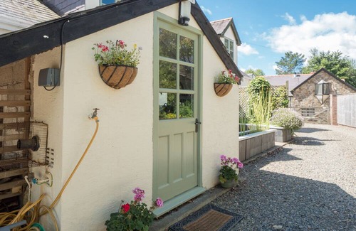Haverfordwest Cabaña | Shoals Hook House, Haverfordwest