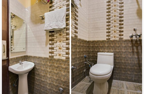 Phagwara Hotel | Super OYO Collection O Hotel White Prime