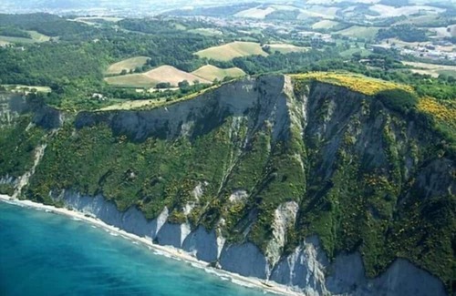 Pesaro Apartamento | Vrbo Property