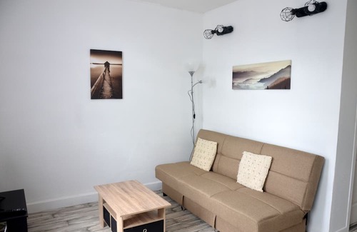 Chambon-sur-Voueize Apartamento | Studio "Au Bord de L'eau" Pour 3 Personnes, à L'orée D'un Village Authentique