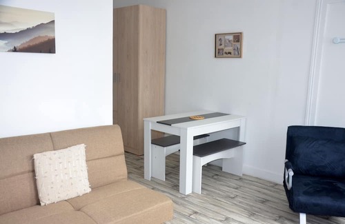 Chambon-sur-Voueize Apartamento | Studio "Au Bord de L'eau" Pour 3 Personnes, à L'orée D'un Village Authentique