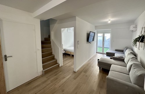 Centre Erlon Apartamento | Mascate, Appartement Avec Extérieur en Hyper-centre de Reims