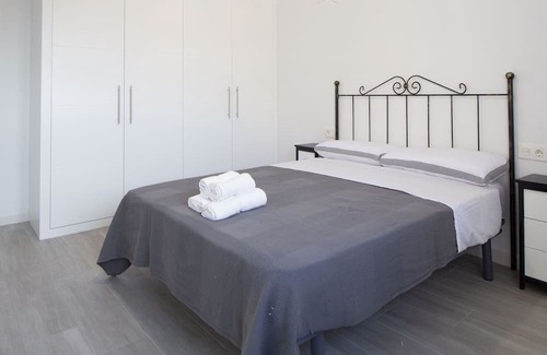 Plaza de Toros-Doctores-San Lázaro Apartamento | Lightbooking Plaza de Toros Granada I