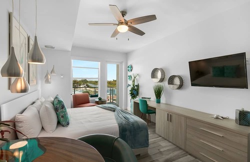 Merritt Island Condominio | Portside Suite - Cape Crossing Resort and Marina