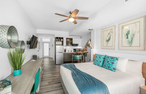 Merritt Island Condominio | Portside Suite - Cape Crossing Resort and Marina