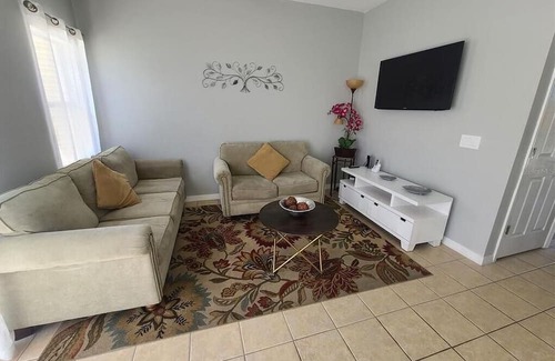 Bellavida Casa | 4BR Cozy Resort Townhome Private pool & BBQ