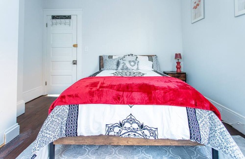 Hough Casa | CoZ 5 Bedroom Home On Ashbury