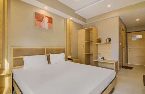 New Digha Hotel | Super OYO Palette - The Piku's Paradise