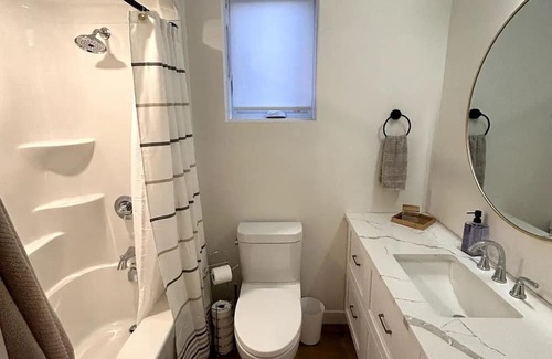Thunder Bay Casa | Luxe Vibe Vista