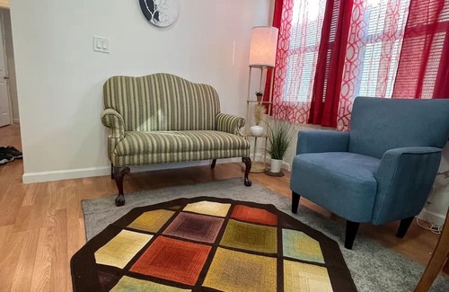 Elmont Apartamento | 2 Bedroom Apartment, Near to Belmont race track and UBS