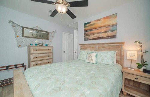 Palm Harbor Casa | Beach Blessing - Just Minutes From the Beach!