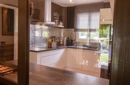 Tourves Casa | Beautiful private villa for 8 people with WIFI, private pool, TV, terrace and parking