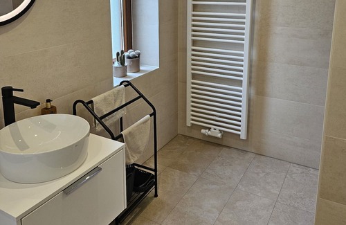 Solz Apartamento | Modern, Ruhig, Gemütlich Inmitten der Rhön