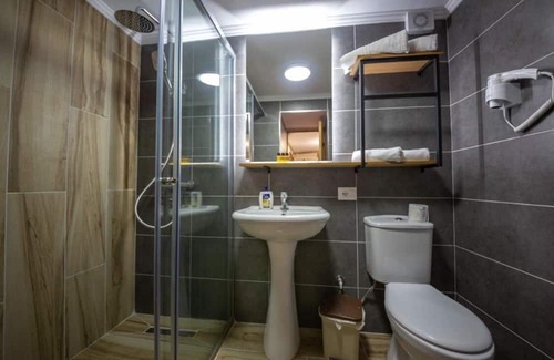 Gjirokaster Cama Y Desayuno | KOTONI Bed & Breakfast