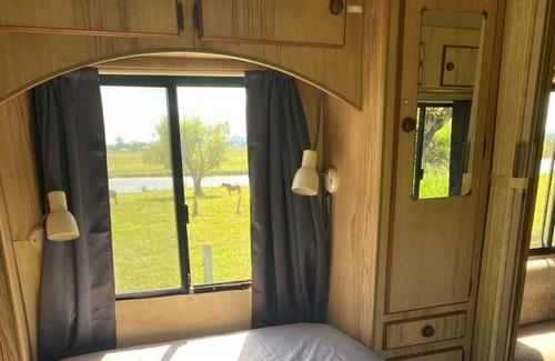 Raworth Casa | Cosy van in private setting with stunning views of the Hunter River.