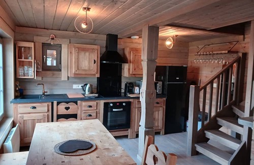 Hirmentaz Chalet De Esquí | Charming Chalet on the Slopes, With a Private Sauna