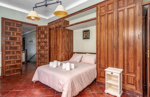Antequera Villa | Beautiful private villa for 14 people with private pool, WIFI, patio and parking