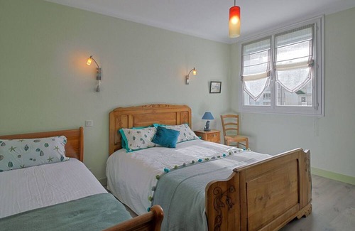 Vannes Apartamento | Beautiful apartment for 4 people with WIFI, TV, pets allowed and parking