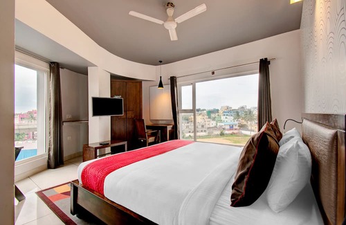 Ulsoor Hotel | Super OYO Collection O Hotel Palm Tree