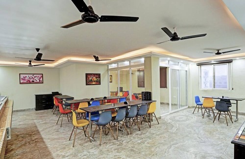 Knowledge Park III Hotel | Collection O Shreya Residency