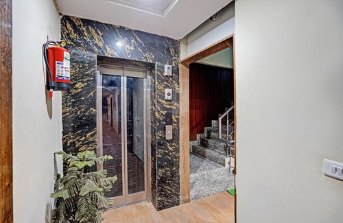 Knowledge Park III Hotel | Collection O Shreya Residency
