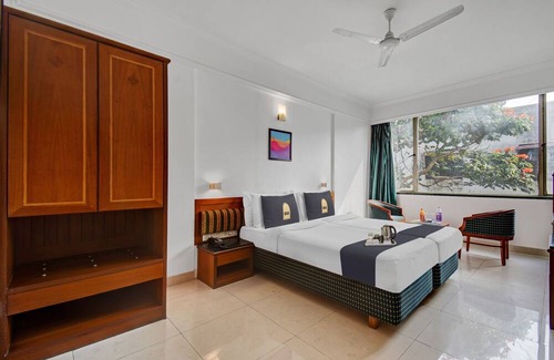 Pune Hotel | Hotel Golden Emerald