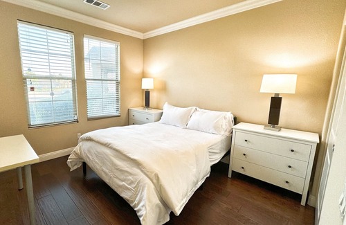 Eastvale Casa | Cozy Stay Near Med Center Ideal for Long Visits