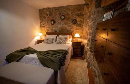 Lindoso Apartamento | Apartment 'Casa Do Sertão - Gerês' with Mountain View, Private Terrace and Wi-Fi