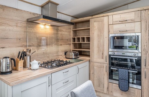Kelso Apartamento | Our Platinum caravans offer grand proportions and contemporary finishes throughout, the perfect plac