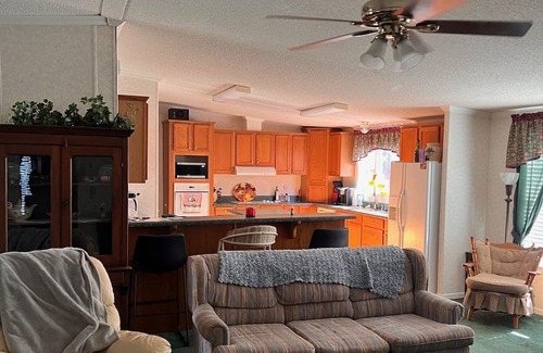 Centerville Casa | 40+ acres 3 miles from Petit Jean State Park, perfect site to see the eclipse!