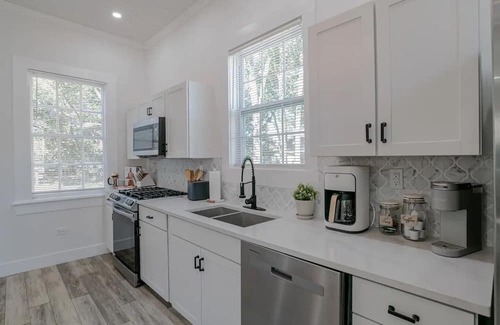 Mobile Casa | Southern Charm on Charles