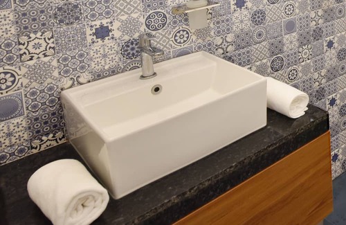 Alto de Porvorim Apartamento | Entire one BHK Condo in North Goa - with Breakfast