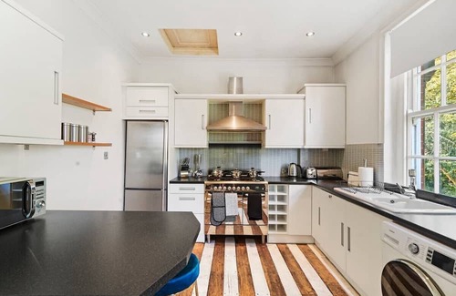 West Hill Apartamento | Modern Deluxe 3 Bed in Putney - Parking