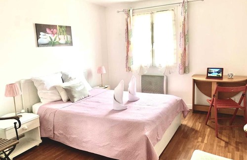 Pontault-Combault Apartamento | Homerez - Nice apartement for 6 ppl. with terrace at Pontault-Combault