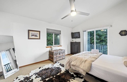 Coeur d'Alene Casa | Lake View Escape w/ Patio, Balcony, Fire pit & BBQ