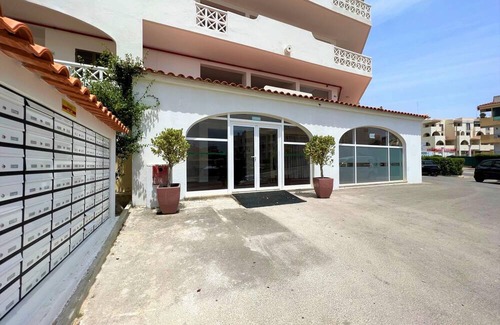 Areias de Sao Joao Apartamento | Albufeira Twins 3 With Pool by Homing