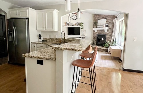 Butte Des Morts Casa | 2024 EAA House for rent!
