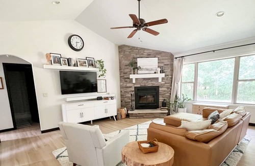 Butte Des Morts Casa | 2024 EAA House for rent!