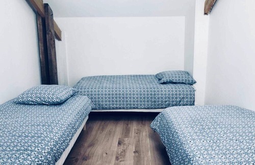 Vernou-la-Celle-sur-Seine Apartamento | Vrbo Property